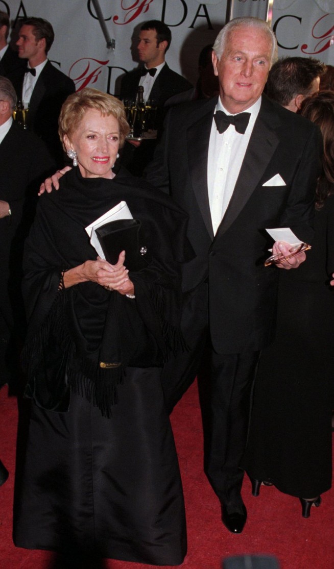 French couturier Hubert de Givenchy dies at 91