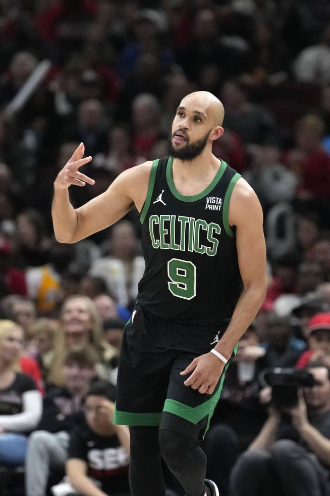 Tatum, Hauser, Horford lead way as NBA-leading Celtics beat Bulls