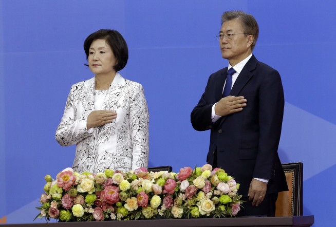 S. Korea's new president willing to visit rival North