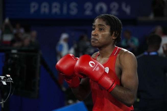 Olympic refugee team medalist Cindy Ngamba set for pro boxing debut