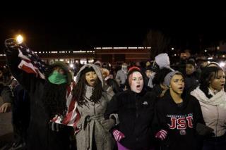 National Guard, Protesters Gather in Ferguson