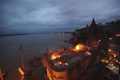 102 Bodies, Many Children's, Found Floating Near Ganges