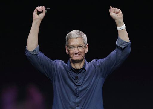 Cook Pitches Apple Watch: 'Sitting Is the New Cancer'