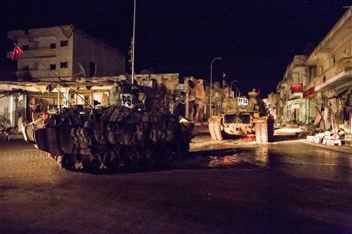 Turkish Troops Enter Syria to Evacuate Tomb