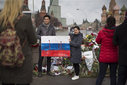 Russia Arraigns 5 in Nemtsov Murder