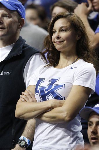 Ashley Judd: Why I'm Going After Abusive Trolls