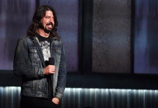 Dave Grohl Helps Out a Dying Fan
