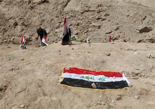 Teams Start Exhuming Tikrit's Many Mass Graves