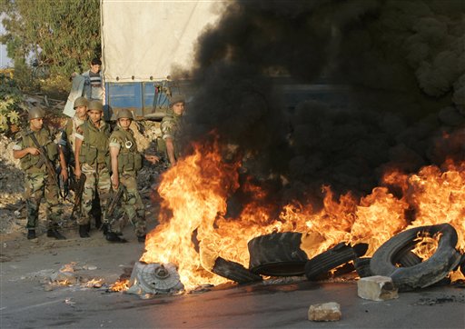 Blasts Accompany Crippling Lebanon Strike