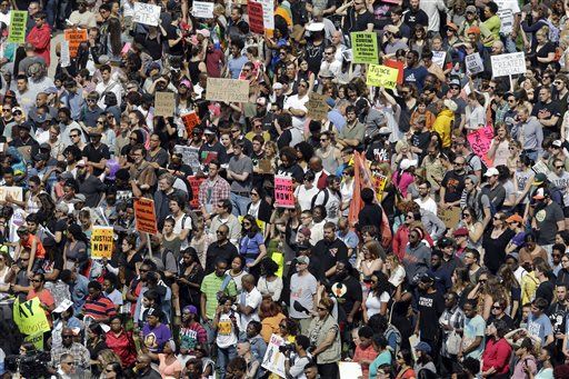 Thousands Descend on Baltimore for 'Victory Rally'