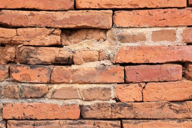 Falling Bricks Leave NYC Toddler Brain Dead