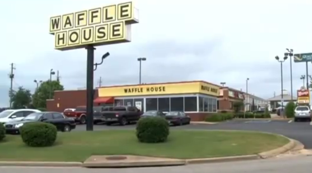 Waffle House Diners Wowed by 5-Year-Old's Selfless Act