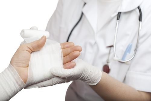 7 Nurses Indicted in Broken Finger Gone Horribly Wrong