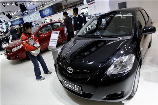 US Woes Drive Toyota Profits Down 28%