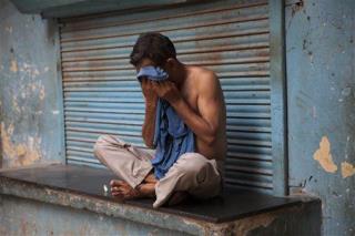 'Melting Roads': Heat Wave Kills 1.1K in India