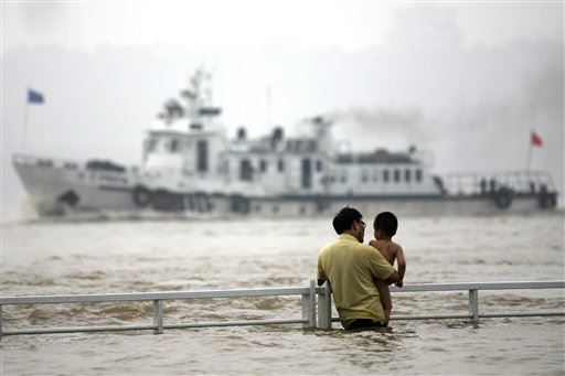 Passenger Ship With 444 People Sinks in China