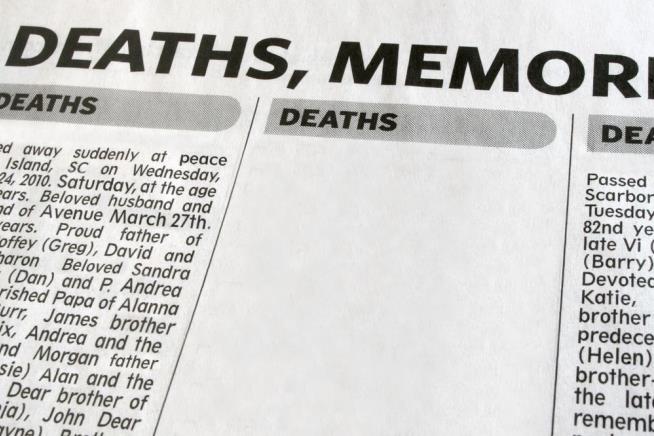 Son's Obit Salutes His Potty-Mouthed Mom, 94