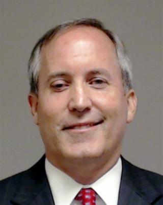 Texas' Top Lawyer Is Charged With Fraud