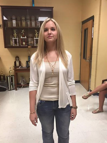 Ky. Student Sent Home for Showing Her Collarbone
