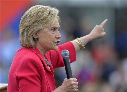 Clinton Falling Into a Familiar Habit That May Doom Her
