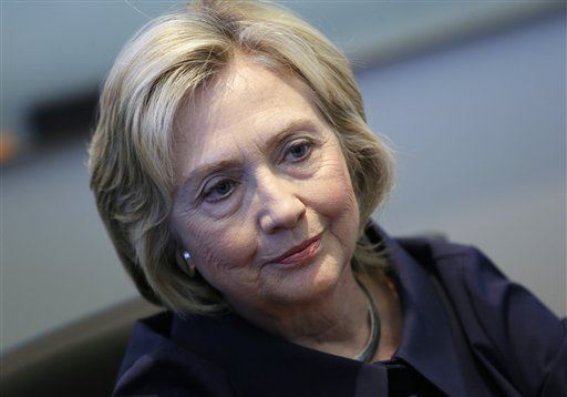 Clinton Finally Apologizes for Private Server