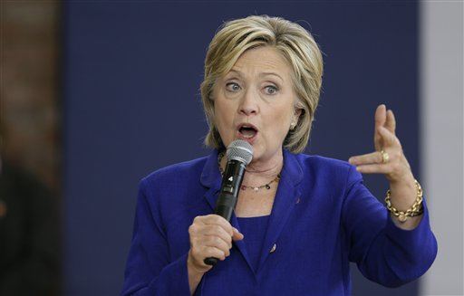 Clinton Falling Behind in 'Critical' New Hampshire