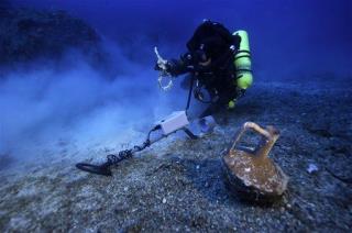 Shipwreck Reveals Lifestyles of Ancient '1%ers'