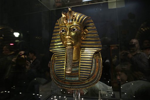 Radar to Join Hunt for Nefertiti's Tomb