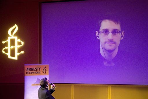 Snowden Says He's Offered to Go to Prison