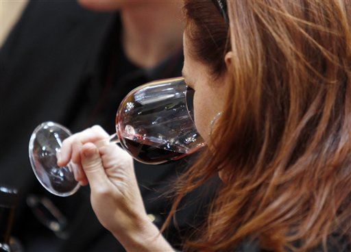 More Proof That Glass of Red Wine Is Good for You