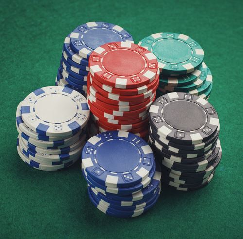Cheater's Attempt to Ditch Fake Poker Chips Backfires Hilariously