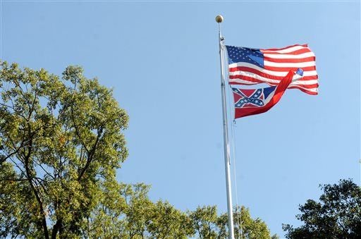 Ole Miss Yanks State Flag With Confederate Emblem