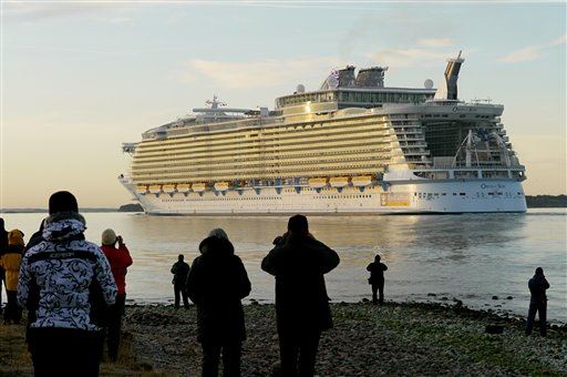 Search for Man Who Jumped From Cruise Ship Called Off