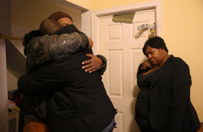 Chicago Cop Fatally Shoots NIU Student, Mother of 5