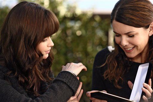 Netflix Confirms Rumored Gilmore Girls Revival
