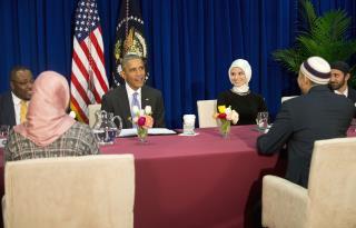 Obama's First US Mosque Visit Not a Presidential 1st