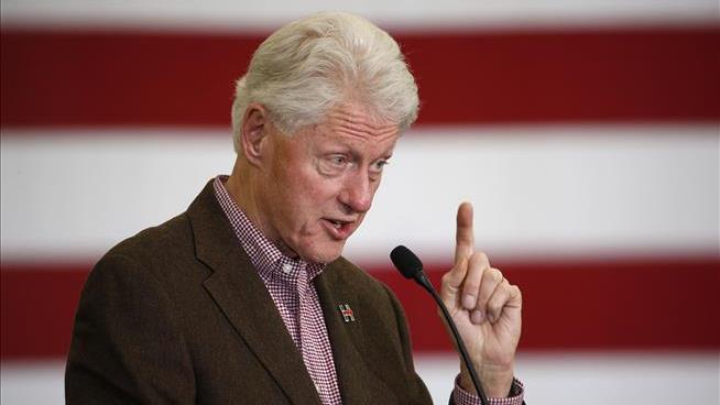 Bill Clinton: Sanders Is 'Hermetically Sealed' Off From Reality