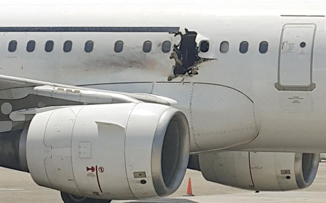 Al Qaeda-Linked Group Says It's Behind Plane Bomb