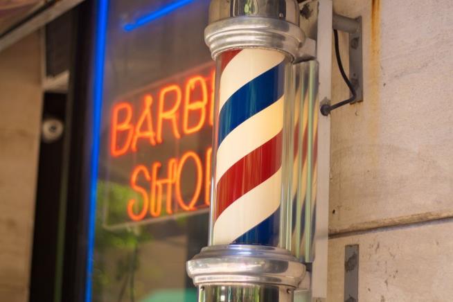 Woman Angry About Haircut Tries to Kill Barber: Cops
