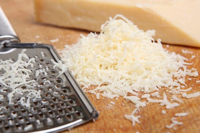 That Grated Parm on Your Pasta May Be 9% Wood