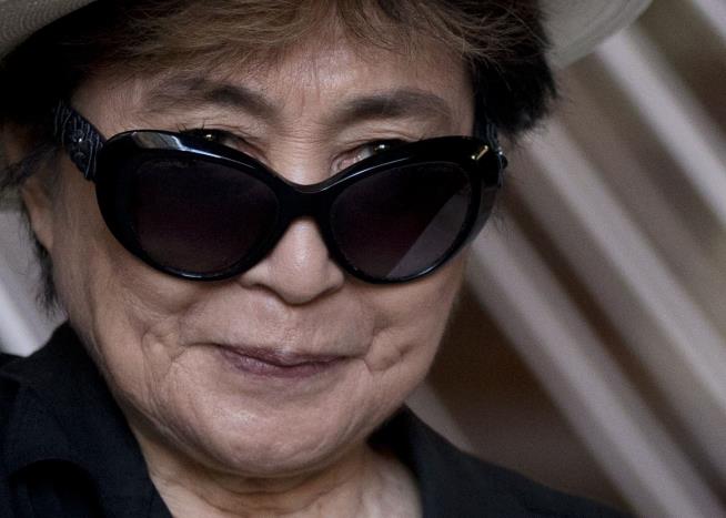 7 Best Lines From Yoko Ono's Awesome Us List