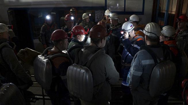 36 Killed, Including 5 Rescuers, in Russia Mine Blast