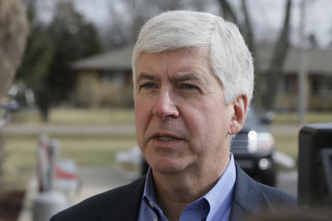 Email Undercuts Mich. Governor's Excuse on Flint Delays