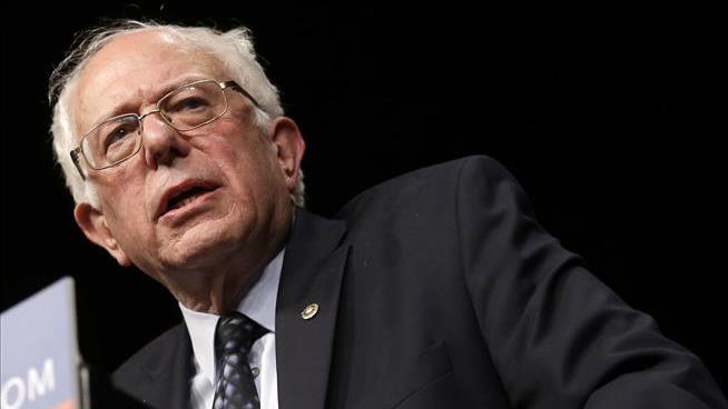 Sanders Sues Ohio Over 17-Year-Olds' Right to Vote