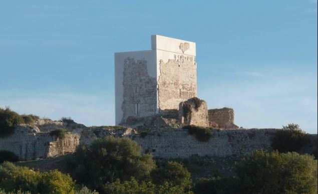 Castle Restoration Called a 'Heritage Massacre'