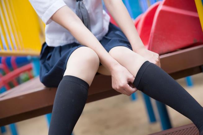Schoolgirls Told to Wear Longer Skirts for 'Male Staff'