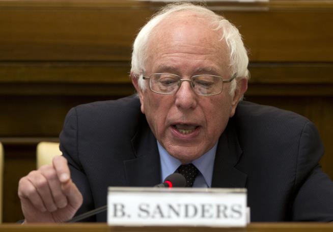Sanders Releases 'Very Boring Tax Returns'