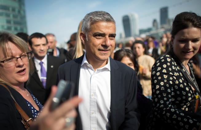 London's Muslim Mayor Rejects Trump's 'Ignorant View'