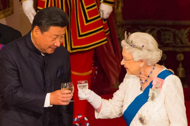 Queen Criticizes 'Rude' Chinese Officials