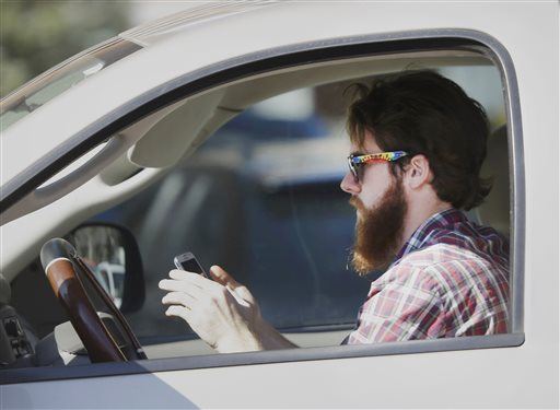 Texting on Road Impairs Our 'Sixth Sense'